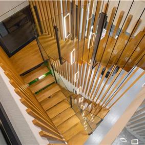 Luxury Beachfront Villa with Heated Infinity Pool near Trogir, Sleeps 8